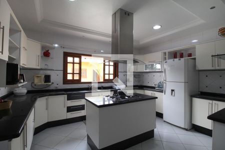 Casa para alugar com 360m², 4 quartos e 4 vagasCozinha