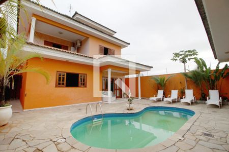 Casa para alugar com 360m², 4 quartos e 4 vagasÁrea Externa