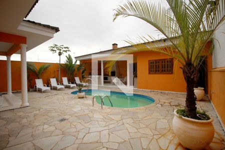 Casa para alugar com 360m², 4 quartos e 4 vagasÁrea Externa