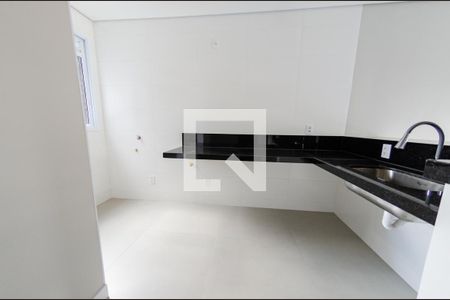 Apartamento à venda com 72m², 2 quartos e 2 vagasCozinha