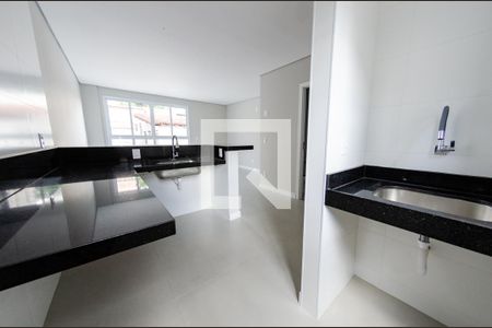 Apartamento à venda com 72m², 2 quartos e 2 vagasCozinha