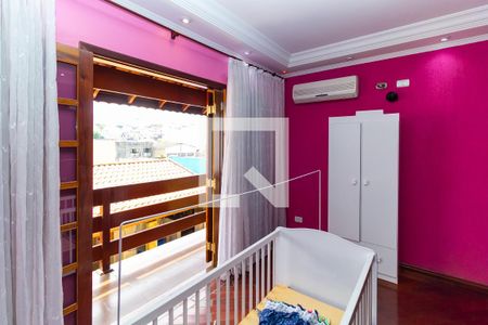 Casa à venda com 300m², 4 quartos e 7 vagas Casa à venda com 300m², 4 quartos e 7 vagasQuarto 4 - Suíte 2