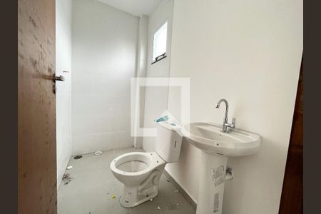 Banheiro de kitnet/studio para alugar com 1 quarto, 39m² em Cidade Vargas, São Paulo
