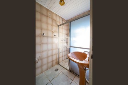 Casa à venda com 163m², 4 quartos e 1 vaga Casa à venda com 163m², 4 quartos e 1 vagaBanheiro Corredor