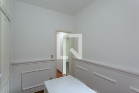 Quarto 1 de apartamento para alugar com 3 quartos, 90m² em Savassi, Belo Horizonte