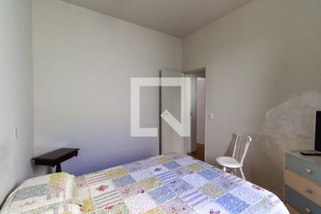 Apartamento à venda com 250m², 4 quartos e 2 vagas Apartamento à venda com 250m², 4 quartos e 2 vagasQuarto 4