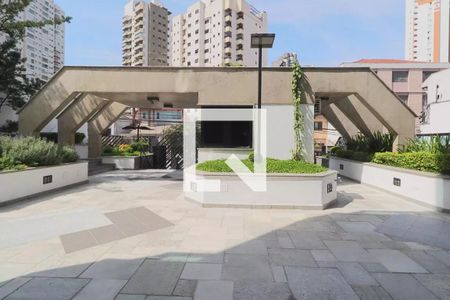 Apartamento à venda com 200m², 3 quartos e 3 vagasEntrada