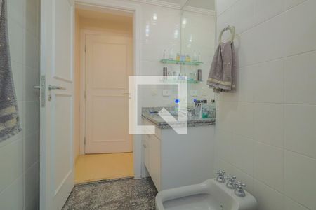 Apartamento à venda com 200m², 3 quartos e 3 vagasBanheiro Suíte 2