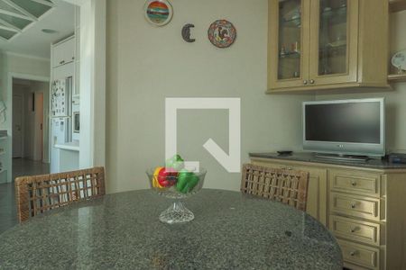 Apartamento à venda com 200m², 3 quartos e 3 vagasCopa 