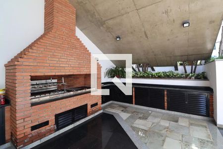 Apartamento à venda com 200m², 3 quartos e 3 vagasChurrasqueira