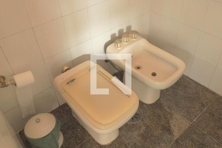 Apartamento à venda com 200m², 3 quartos e 3 vagasBanheiro Suíte 3