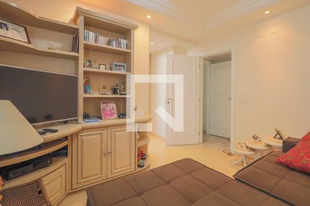 Apartamento à venda com 200m², 3 quartos e 3 vagasSuíte 1