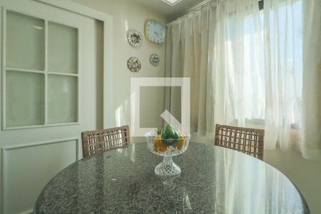 Apartamento à venda com 200m², 3 quartos e 3 vagasCopa 