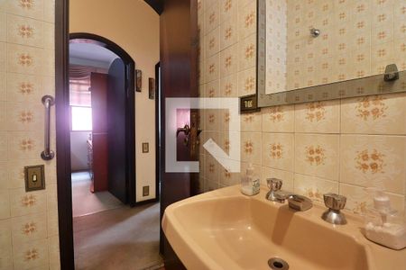 Casa à venda com 226m², 3 quartos e 2 vagasBanheiro Social