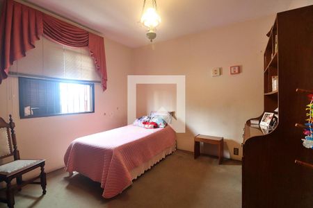 Casa à venda com 226m², 3 quartos e 2 vagasQuarto 2