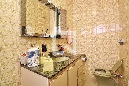 Casa à venda com 226m², 3 quartos e 2 vagasBanheiro do Quarto 1 - Suíte