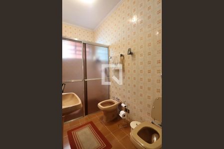 Casa à venda com 226m², 3 quartos e 2 vagasBanheiro Social