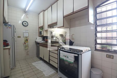 Casa à venda com 226m², 3 quartos e 2 vagasCozinha