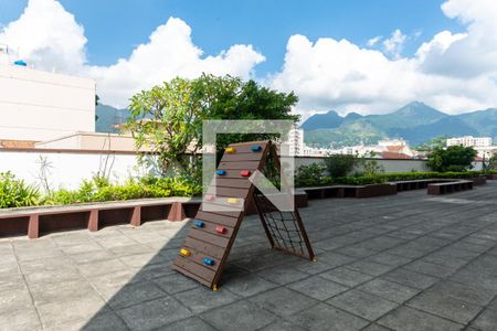 Apartamento para alugar com 80m², 2 quartos e 1 vagaÁrea comum