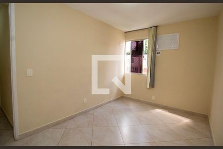 Quarto 1 de apartamento à venda com 2 quartos, 60m² em Inhauma, Rio de Janeiro