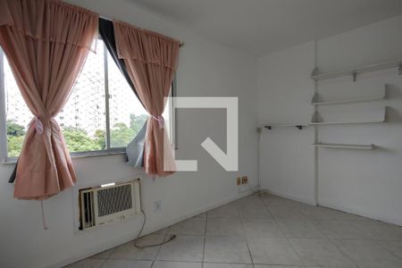 Quarto 1 de apartamento para alugar com 2 quartos, 50m² em Anil, Rio de Janeiro
