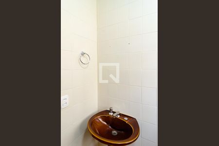 Casa à venda com 804m², 12 quartos e 3 vagas Casa à venda com 804m², 12 quartos e 3 vagasBanheiro Social Casa 2