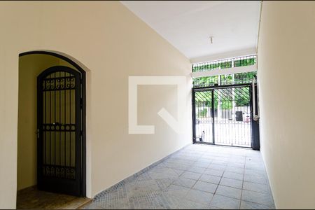 Casa à venda com 804m², 12 quartos e 3 vagas Casa à venda com 804m², 12 quartos e 3 vagasGaragem
