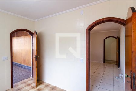Casa à venda com 804m², 12 quartos e 3 vagas Casa à venda com 804m², 12 quartos e 3 vagasCozinha Casa 2