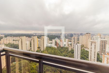 Apartamento à venda com 244m², 3 quartos e 4 vagasVista da Suíte 1