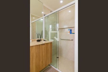 Apartamento à venda com 244m², 3 quartos e 4 vagasBanheiro da Suíte 2