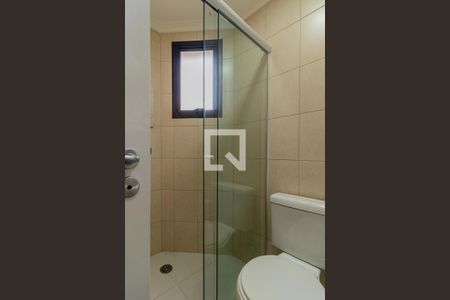 Apartamento à venda com 244m², 3 quartos e 4 vagasBanheiro da Suíte 3