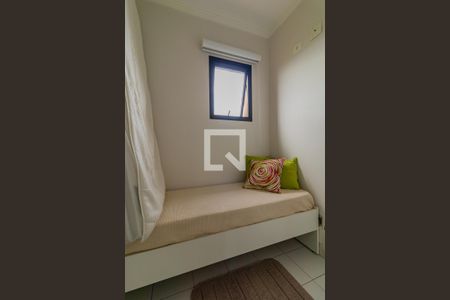 Apartamento à venda com 244m², 3 quartos e 4 vagasQuarto de Serviço