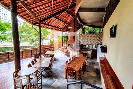 Apartamento à venda com 244m², 3 quartos e 4 vagasÁrea comum - Churrasqueira