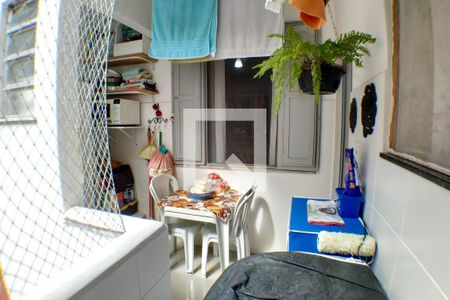 Apartamento à venda com 78m², 2 quartos e sem vaga Apartamento à venda com 78m², 2 quartos e sem vagaÁrea de Serviço
