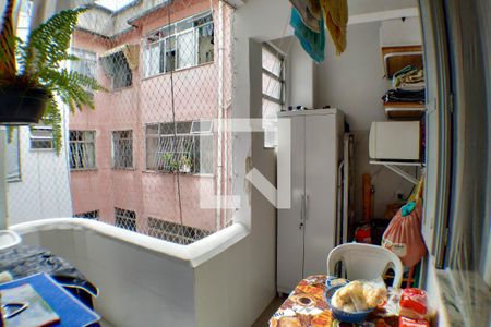 Apartamento à venda com 78m², 2 quartos e sem vaga Apartamento à venda com 78m², 2 quartos e sem vagaÁrea de Serviço