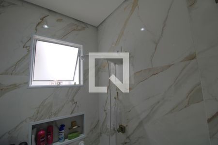 Casa à venda com 320m², 4 quartos e 2 vagasBanheiro da suíte