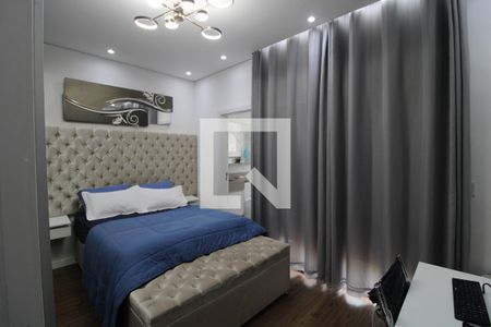 Casa à venda com 320m², 4 quartos e 2 vagasSuíte 2