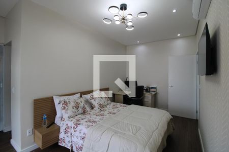 Casa à venda com 320m², 4 quartos e 2 vagasSuíte 3