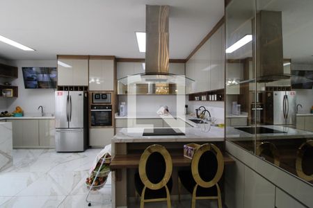 Casa à venda com 320m², 4 quartos e 2 vagasCozinha