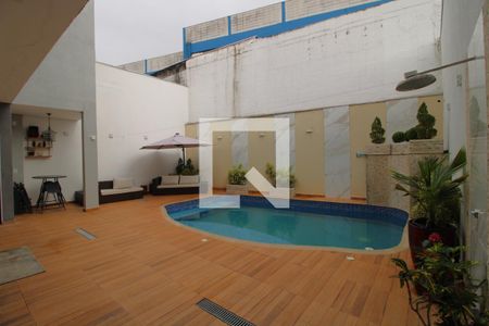 Casa à venda com 320m², 4 quartos e 2 vagasPiscina