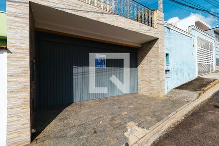 Casa para alugar com 260m², 4 quartos e 2 vagasFachada
