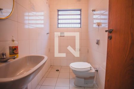 Casa à venda com 264m², 3 quartos e 2 vagas Casa à venda com 264m², 3 quartos e 2 vagasBanheiro 3