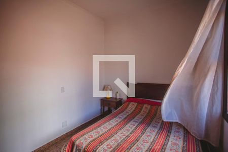 Casa à venda com 264m², 3 quartos e 2 vagas Casa à venda com 264m², 3 quartos e 2 vagasQuarto 2