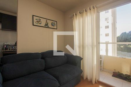 Sala de apartamento para alugar com 2 quartos, 46m² em Rubem Berta, Porto Alegre