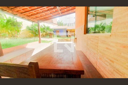 Casa à venda com 333m², 3 quartos e 3 vagasVaranda