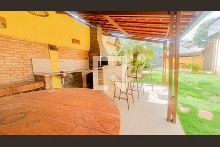 Casa à venda com 333m², 3 quartos e 3 vagasChurrasqueira