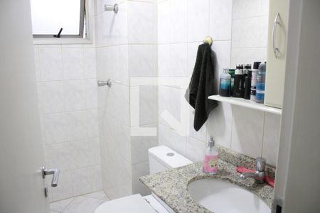 Apartamento à venda com 74m², 3 quartos e 2 vagasBanheiro