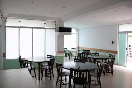 Apartamento à venda com 74m², 3 quartos e 2 vagasÁrea comum - Salão de festas