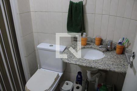 Apartamento à venda com 74m², 3 quartos e 2 vagasBanheiro da Suíte 2