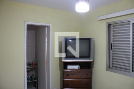 Apartamento à venda com 74m², 3 quartos e 2 vagasQuarto 2